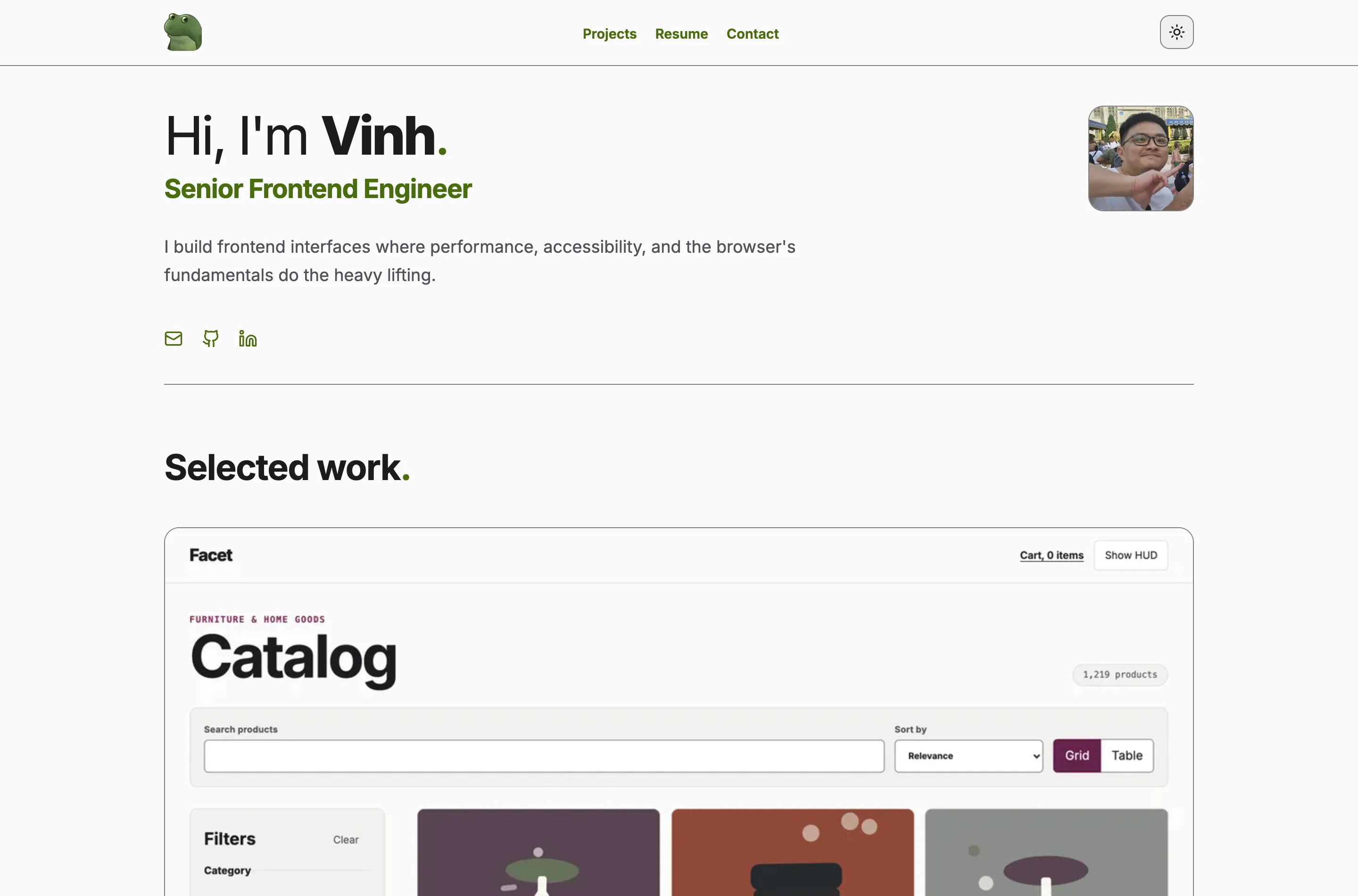 The portfolio homepage in light theme, with a short hero introduction above the featured project showcase.